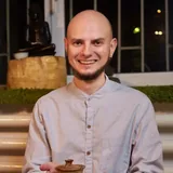 Ведёт Павел
