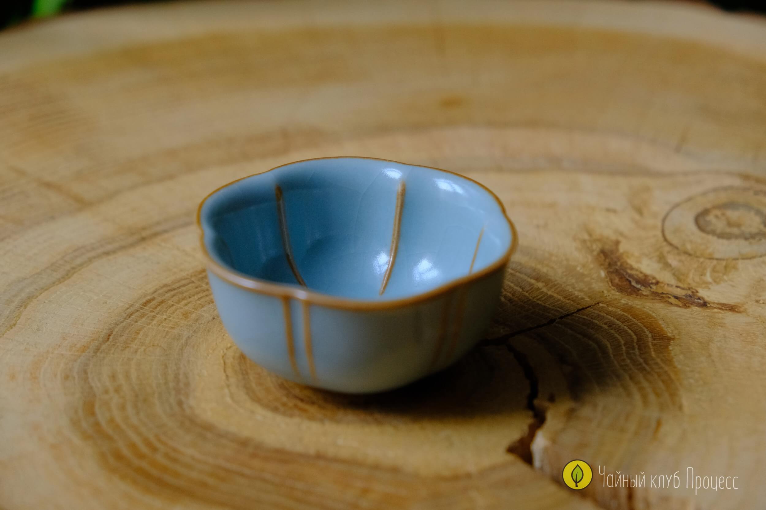 Пиала жу-яо «Мэйхуа» светло-голубая