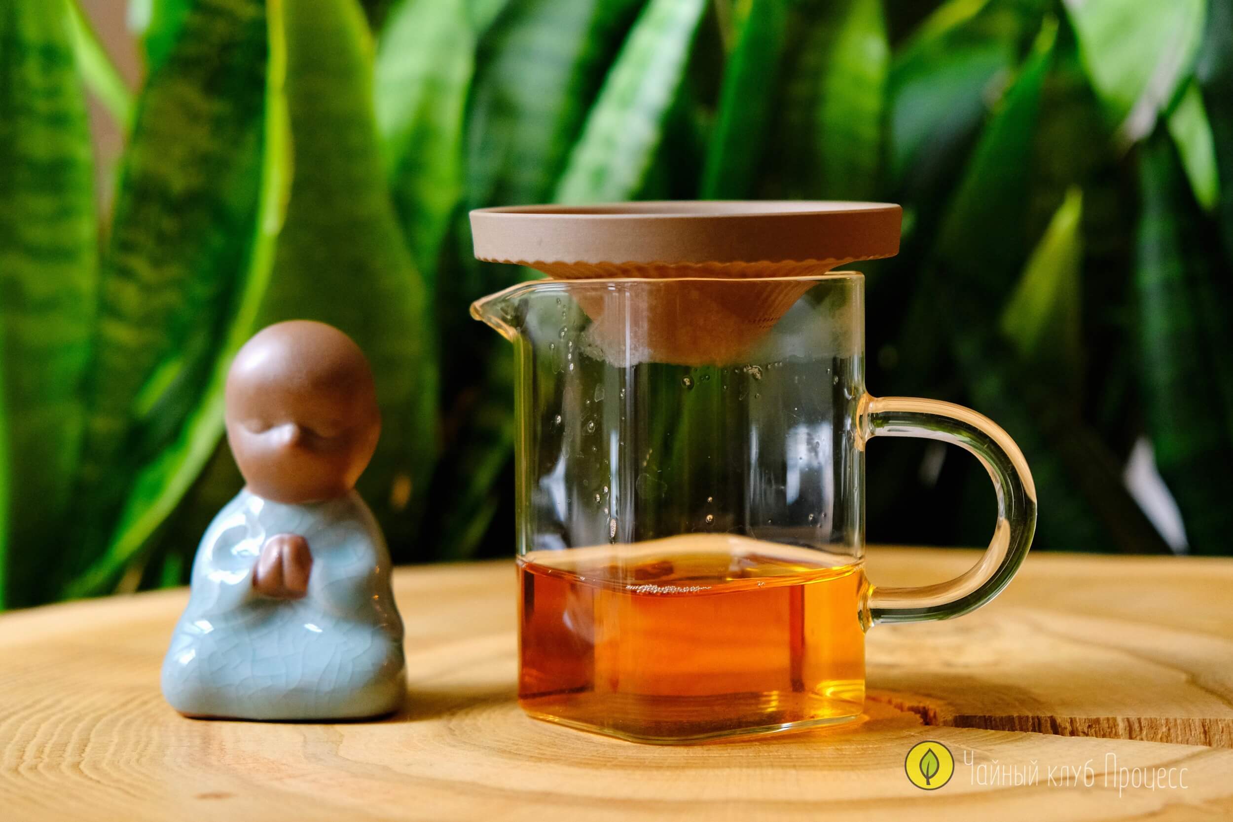 Фигурка-сито «Монах в шляпе»