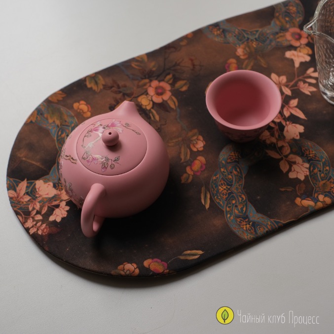 Чайная посуда и аксессуары