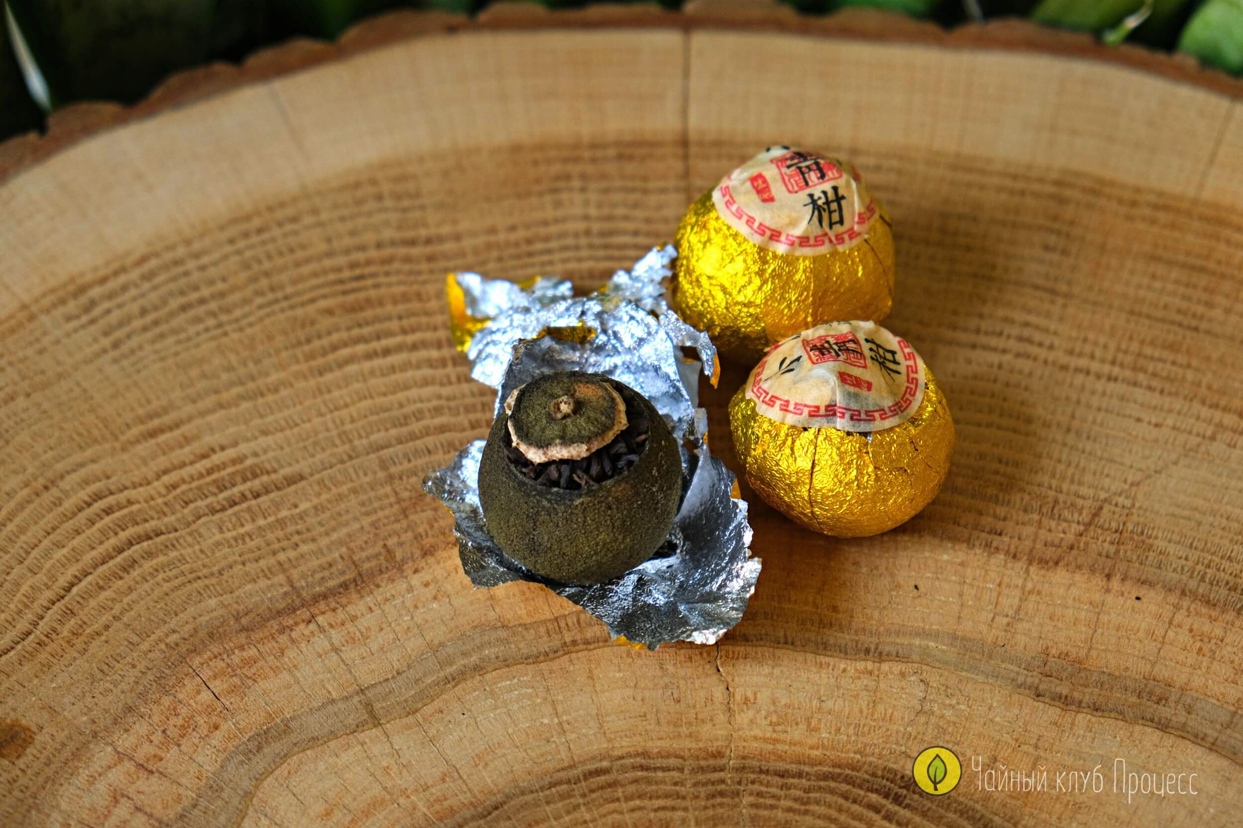 Сяо Цин Гань — шу пуэр в зелёном мандарине