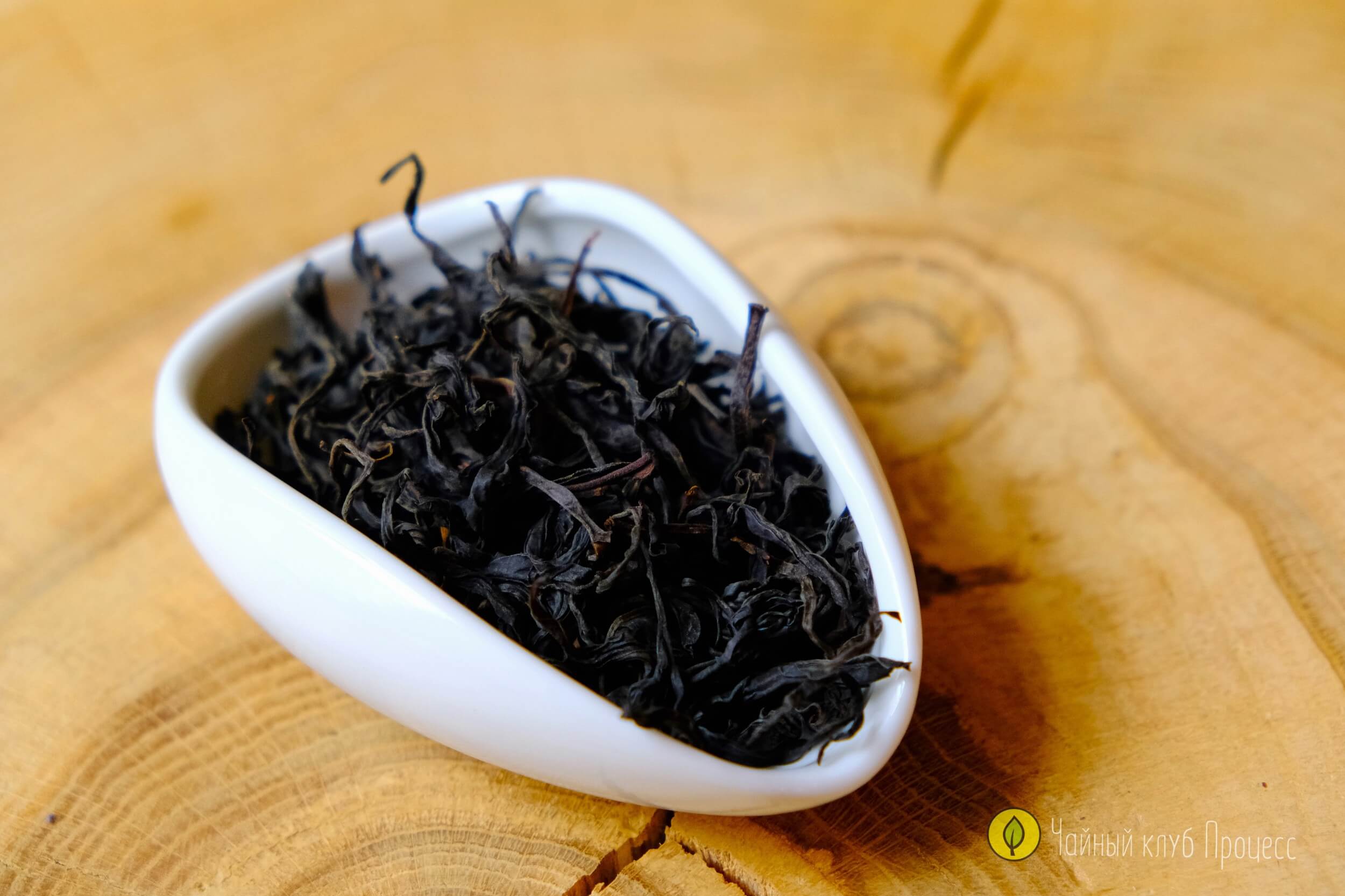 Юньнань Е Шен Хун Ча