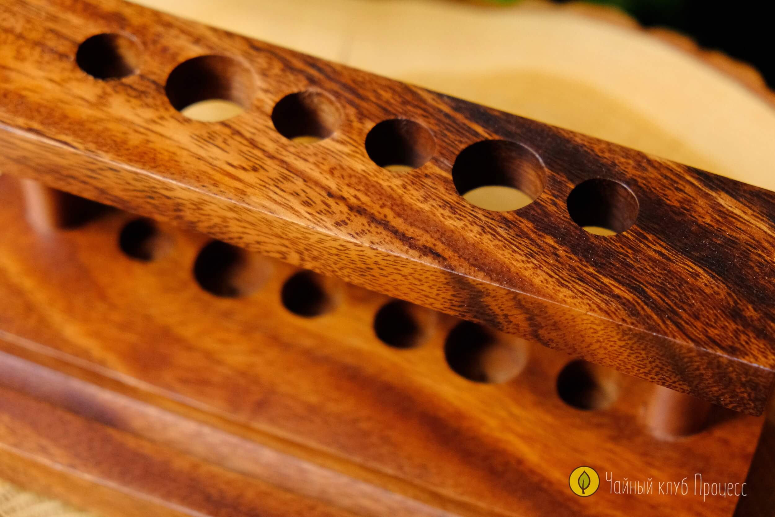  Деревянная подставка для чайных инструментов