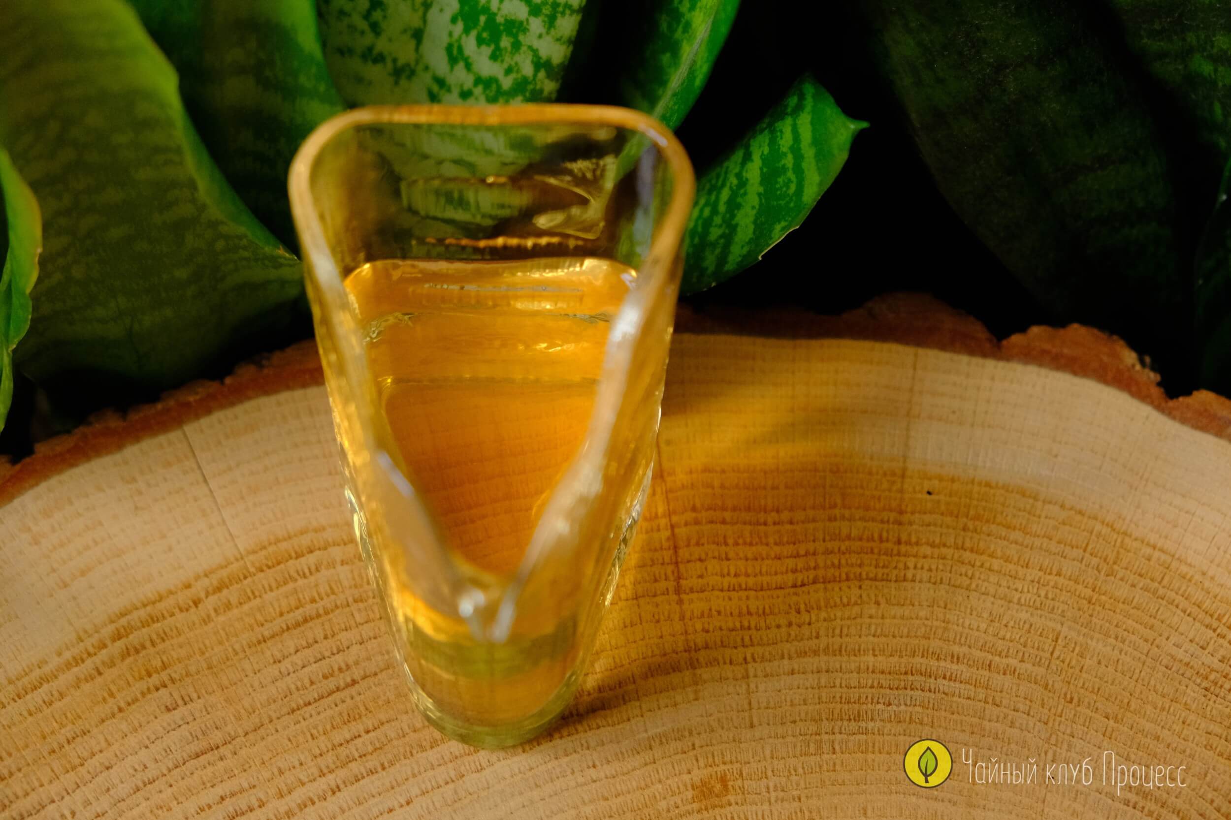 Чахай треугольный из фактурного стекла (150 мл)