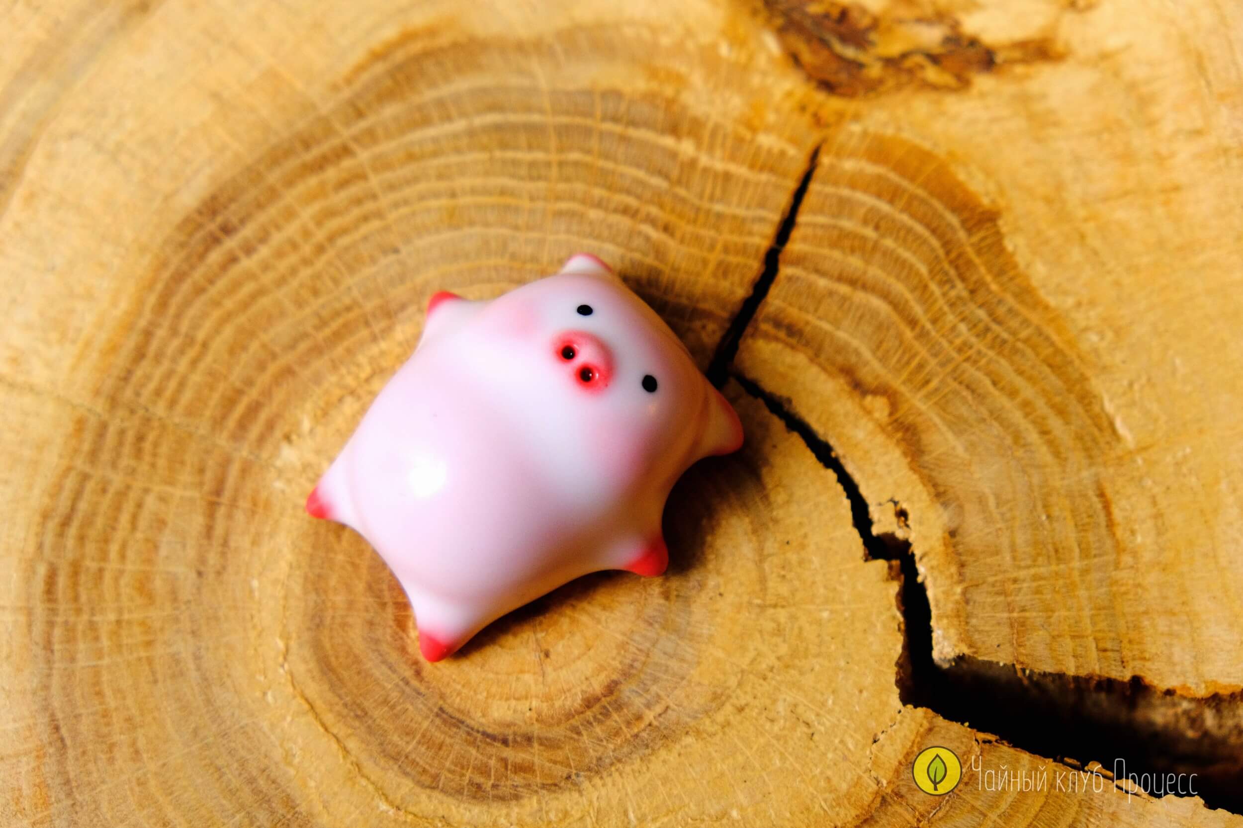  Чайная фигурка «Свинка с пузырьками»