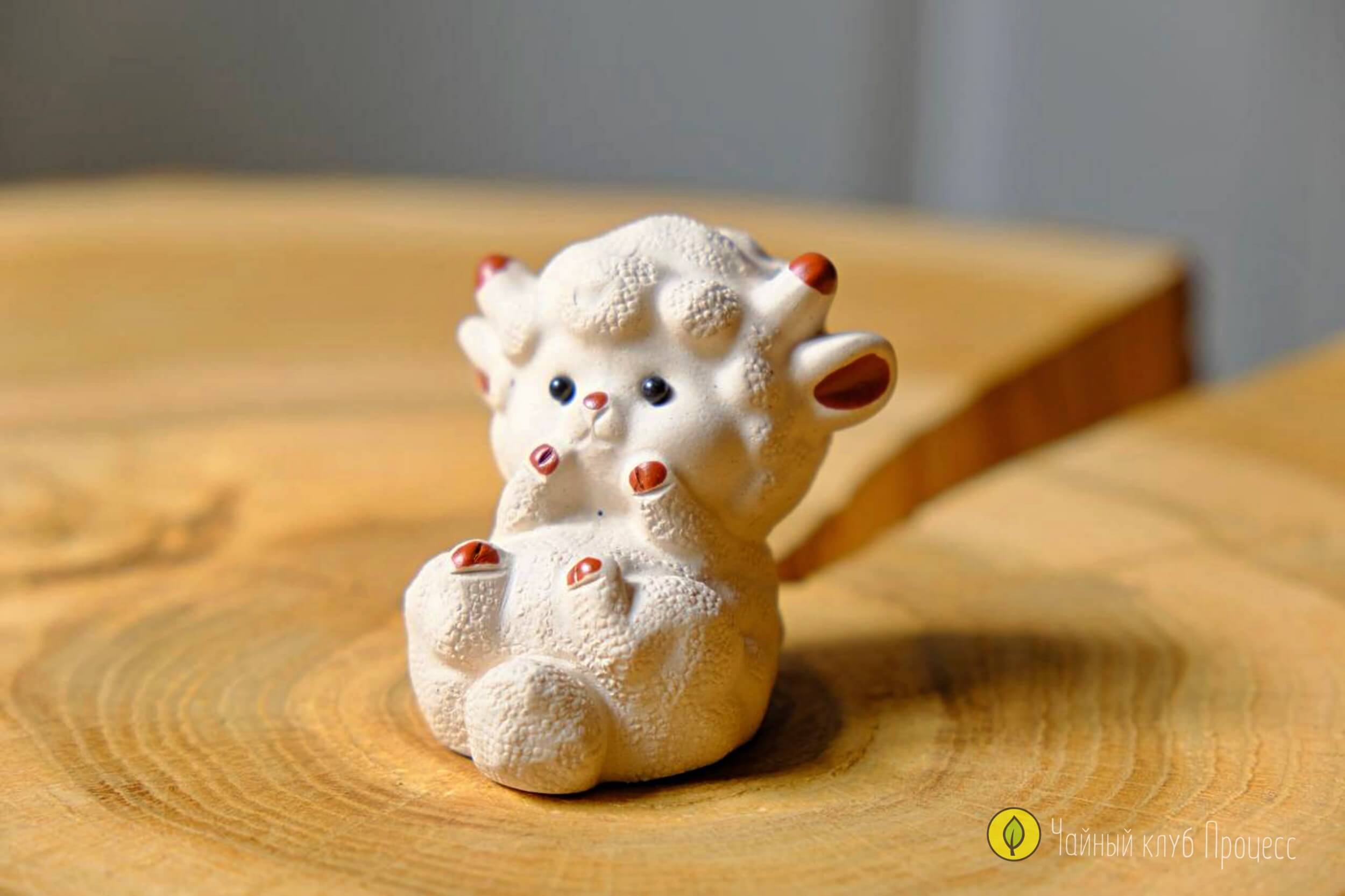 Фигурка "овечка Долли"