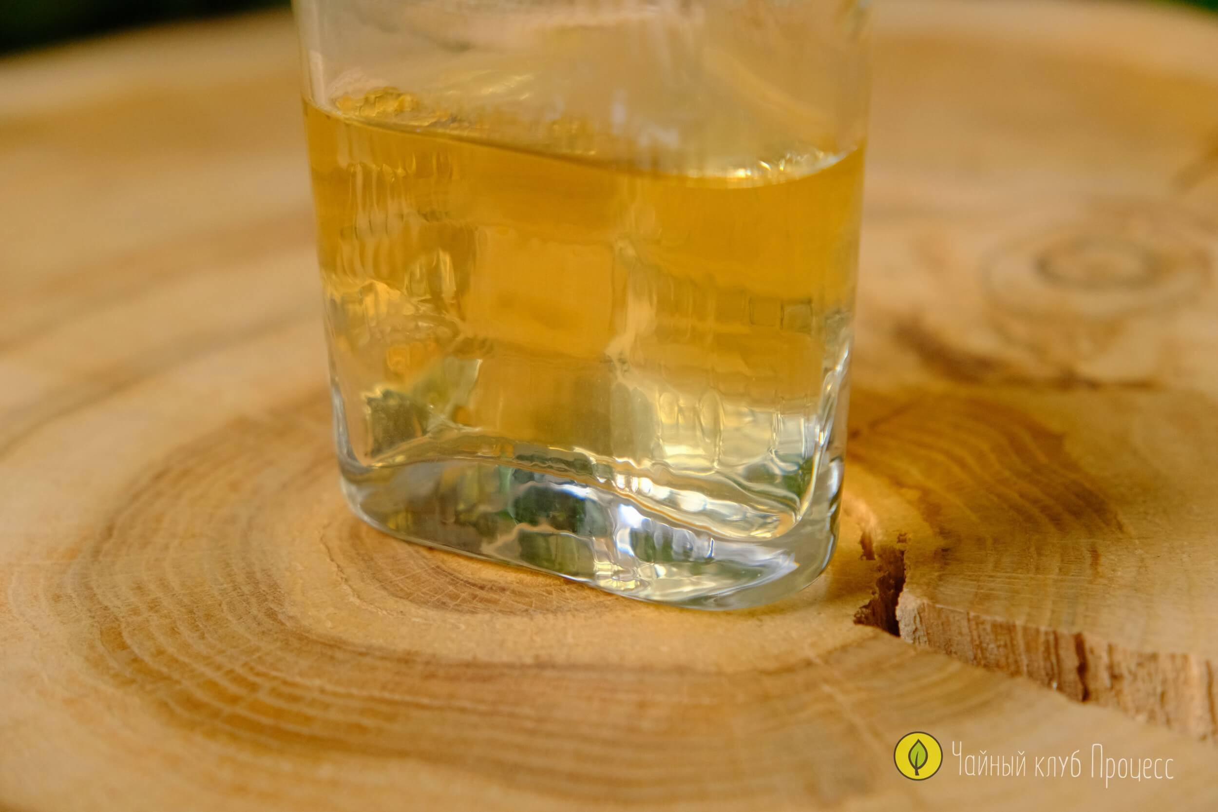 Чахай треугольный из фактурного стекла (150 мл)