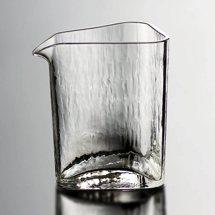 Чахай треугольный из фактурного стекла (150 мл)