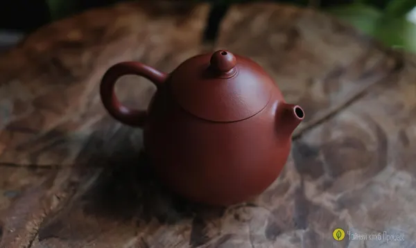 Чайник из исинской глины Лун Дань  «Яйцо Дракона» , 150 мл