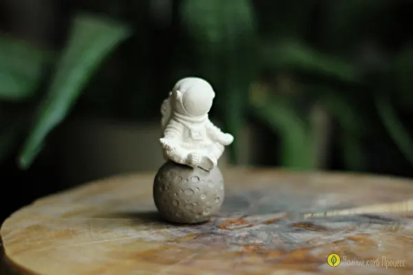 Фигурка "Космонавт"